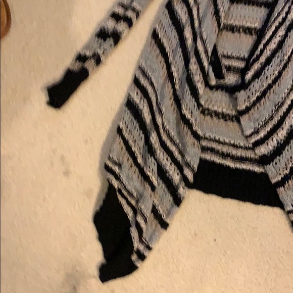 American eagle cardigan - Picture 2 of 3